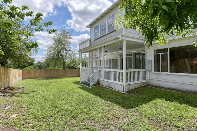 110 Sunrise Dr., San Antonio, TX 78228