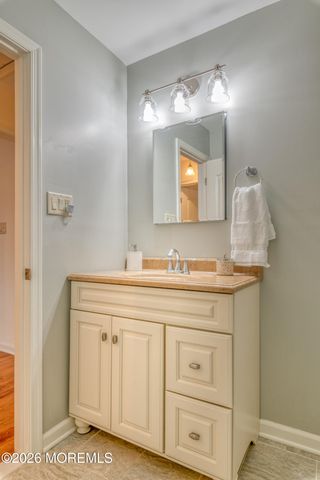 15 Palmetto Point Street, Toms River, NJ 08757