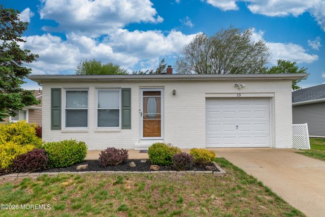15 Palmetto Point Street, Toms River, NJ 08757
