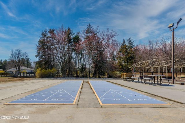 15 Palmetto Point Street, Toms River, NJ 08757