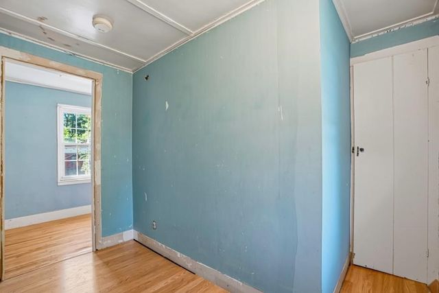 5 Pleasant St, Upton, MA 01568