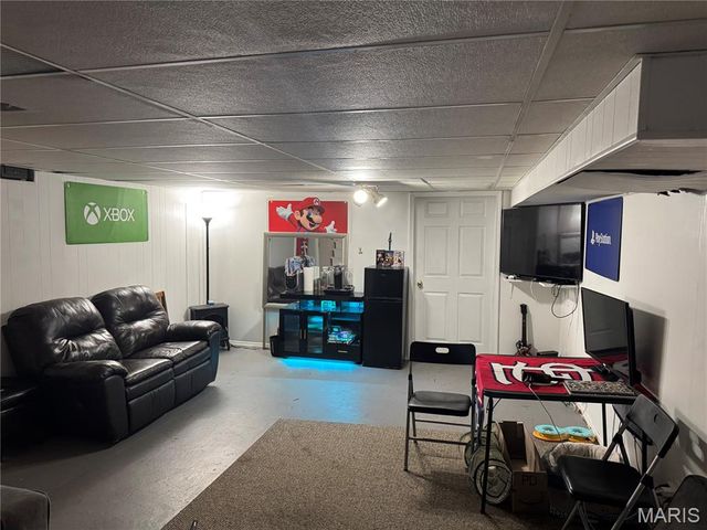 6917 Claremore Drive, Pine Lawn, MO 63121