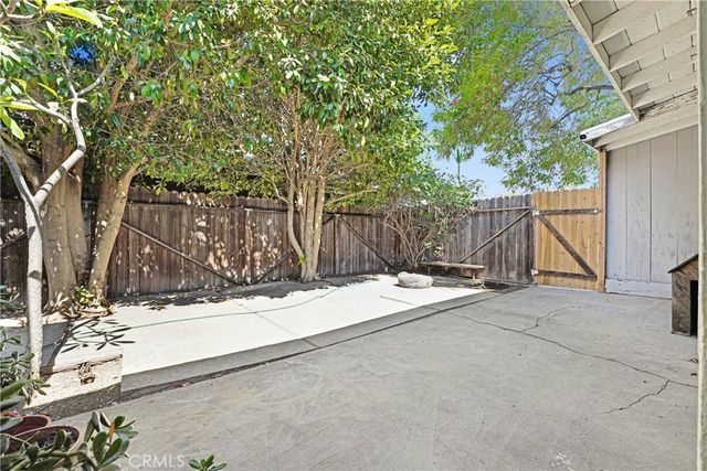 14912 Chatsworth, San Fernando, CA 91345