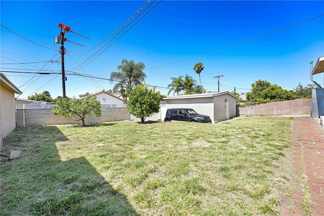 14912 Chatsworth, San Fernando, CA 91345