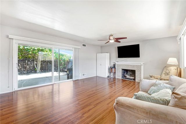 14912 Chatsworth, San Fernando, CA 91345