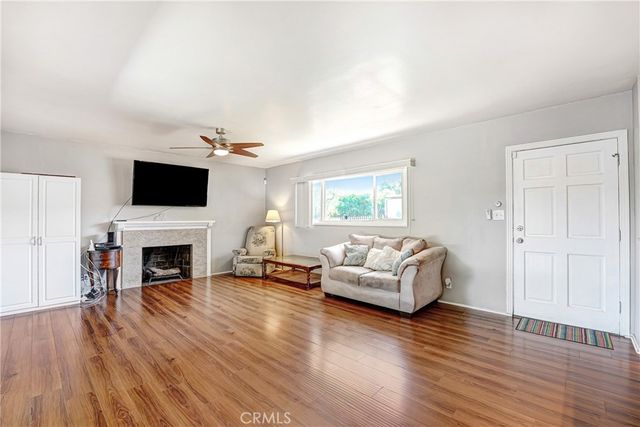 14912 Chatsworth, San Fernando, CA 91345