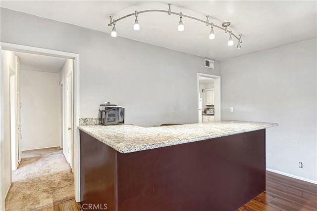 14912 Chatsworth, San Fernando, CA 91345