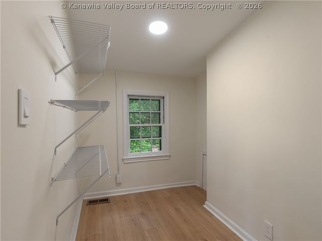 5 Estill Drive, Charleston, WV 25314