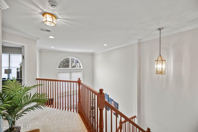 87 Deepwater Circle, Manalapan, NJ 07726