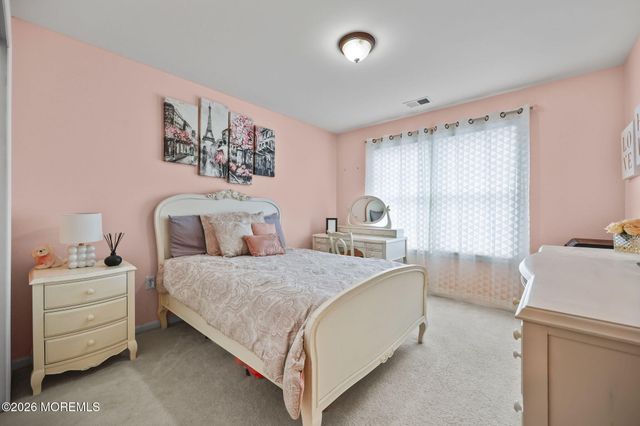 87 Deepwater Circle, Manalapan, NJ 07726