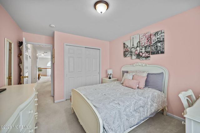 87 Deepwater Circle, Manalapan, NJ 07726