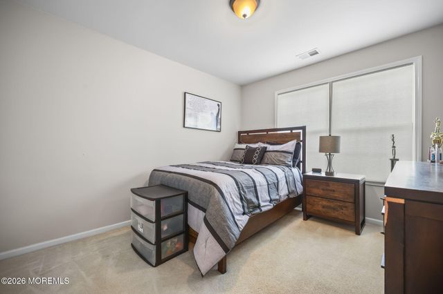 87 Deepwater Circle, Manalapan, NJ 07726