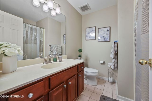 87 Deepwater Circle, Manalapan, NJ 07726