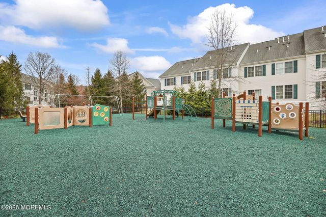 87 Deepwater Circle, Manalapan, NJ 07726