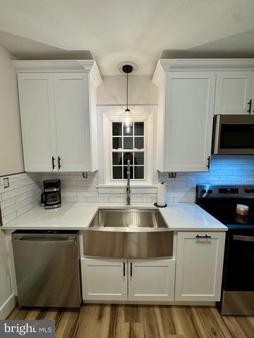 927 HAMILTON STREET, Carlisle, PA 17013