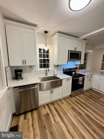 927 HAMILTON STREET, Carlisle, PA 17013