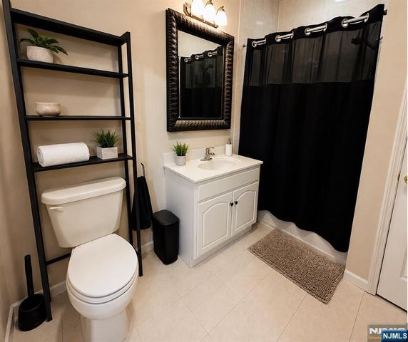 351 S Broad Street 403, Elizabeth, NJ 07202