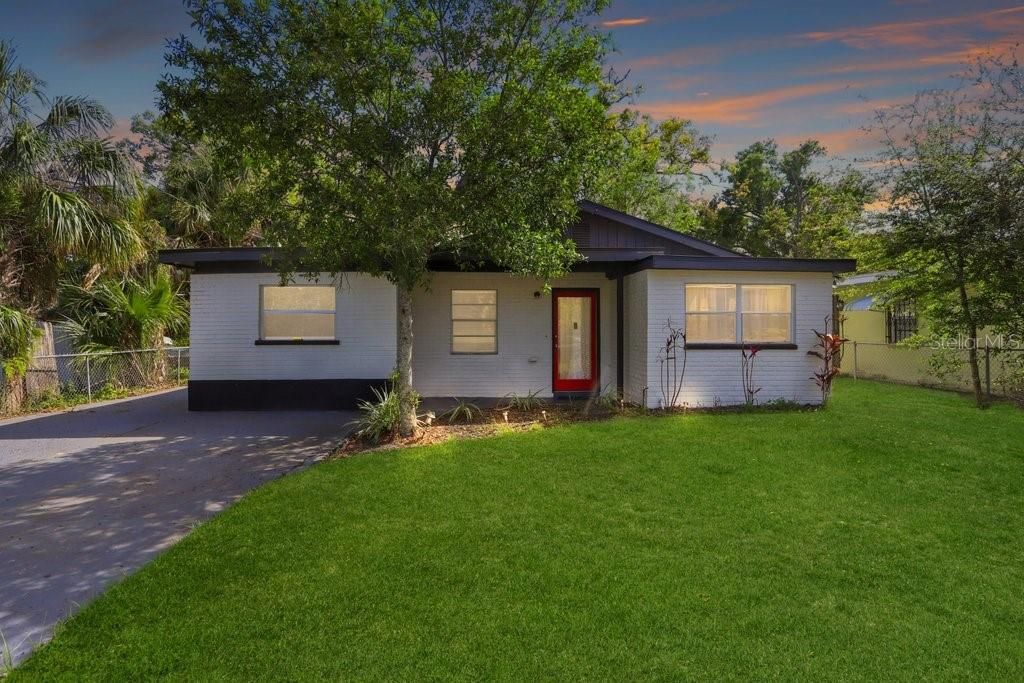 3611 E CLIFTON STREET, Tampa, FL 33610