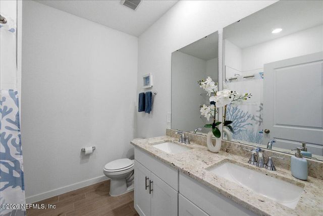 15 WANDERING CREEK Way, Palm Coast, FL 32164