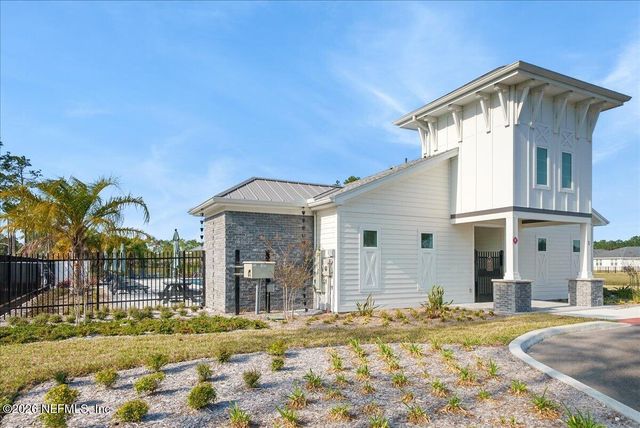 15 WANDERING CREEK Way, Palm Coast, FL 32164