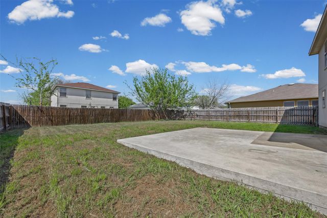 2206 Canvas Back DR, Taylor, TX 76574