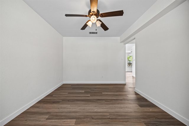 2206 Canvas Back DR, Taylor, TX 76574