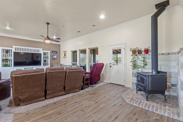 5715 Fm 547, Farmersville, TX 75442