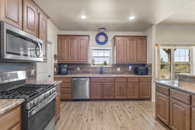 5715 Fm 547, Farmersville, TX 75442