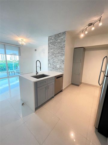 1723 SW 2nd Avenue 801, Miami, FL 33129