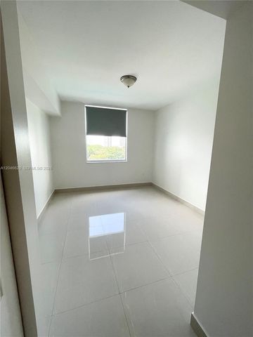 1723 SW 2nd Avenue 801, Miami, FL 33129