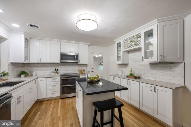 6528 WINDHAM AVE, Alexandria, VA 22315