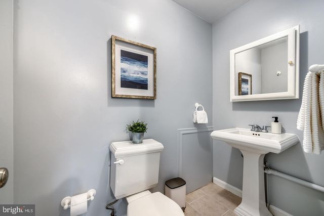 6528 WINDHAM AVE, Alexandria, VA 22315