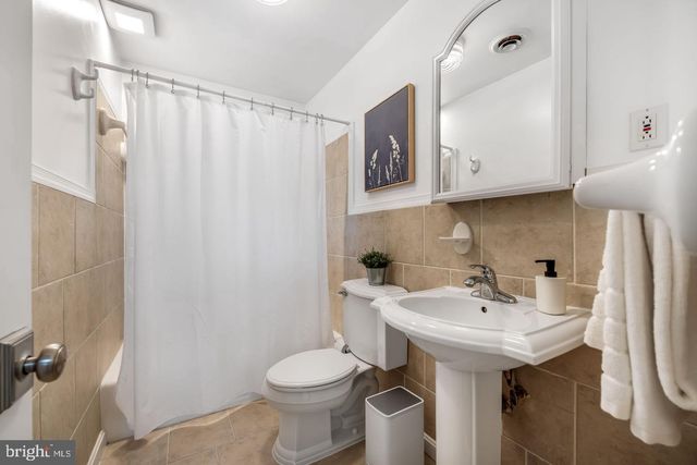 6528 WINDHAM AVE, Alexandria, VA 22315