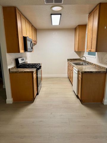 607 Quebec, Rio Linda, CA 95673