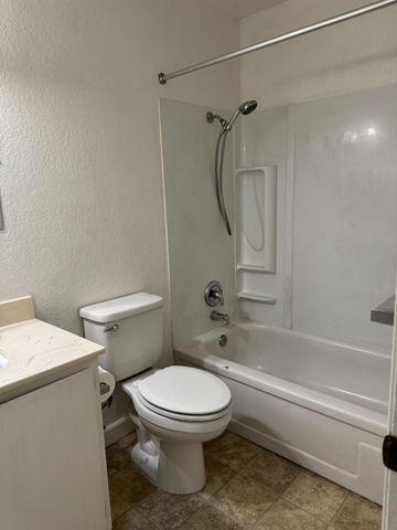 607 Quebec, Rio Linda, CA 95673