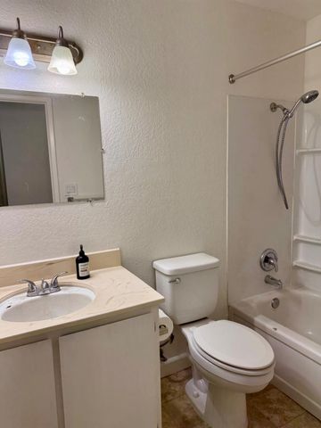 607 Quebec, Rio Linda, CA 95673