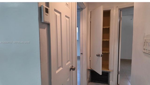 3601 NW 34th Ave, Lauderdale Lakes, FL 33309