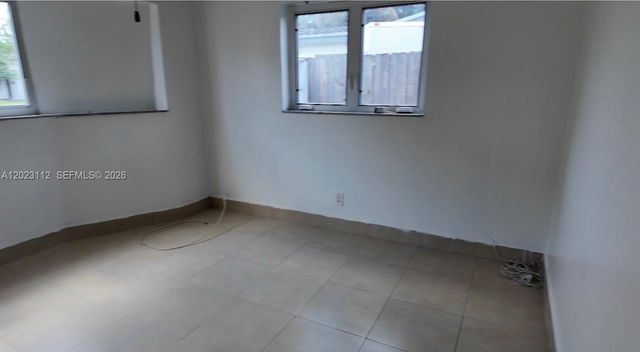 3601 NW 34th Ave, Lauderdale Lakes, FL 33309