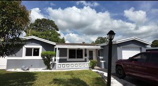 3601 NW 34th Ave, Lauderdale Lakes, FL 33309