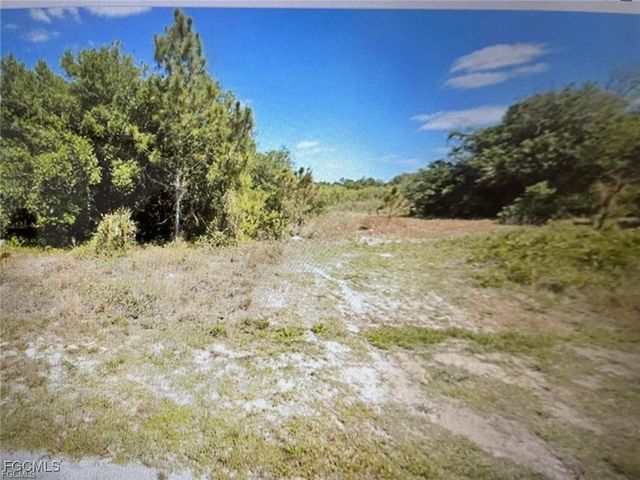 1438 Euclid AVE, Lehigh Acres, FL 33972