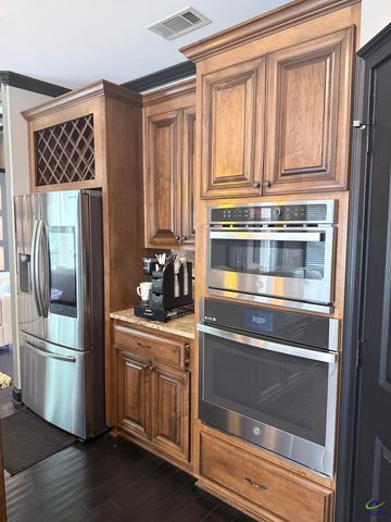 211 Lowpoint Trail, Warner Robins, GA 31093