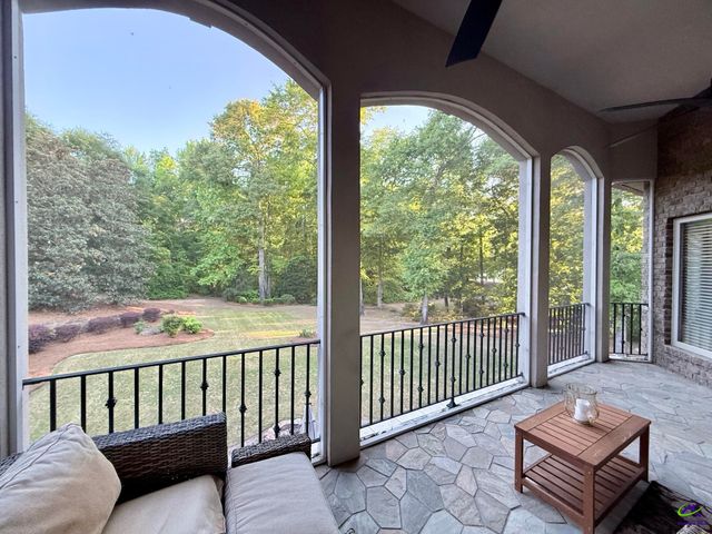 211 Lowpoint Trail, Warner Robins, GA 31093