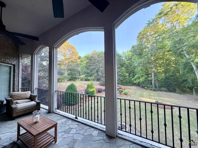 211 Lowpoint Trail, Warner Robins, GA 31093