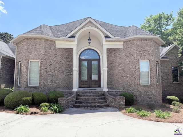211 Lowpoint Trail, Warner Robins, GA 31093