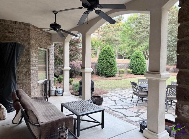 211 Lowpoint Trail, Warner Robins, GA 31093