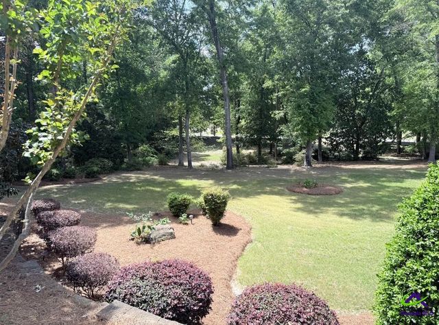 211 Lowpoint Trail, Warner Robins, GA 31093