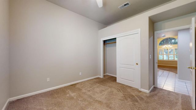 2808 W Brentford Court, Fresno, CA 93711