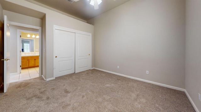 2808 W Brentford Court, Fresno, CA 93711