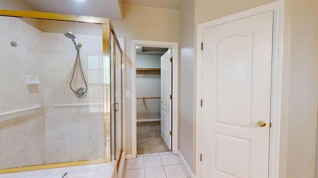 2808 W Brentford Court, Fresno, CA 93711