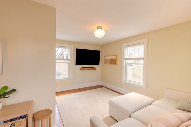 1 Roosevelt Ave, Beverly, MA 01915